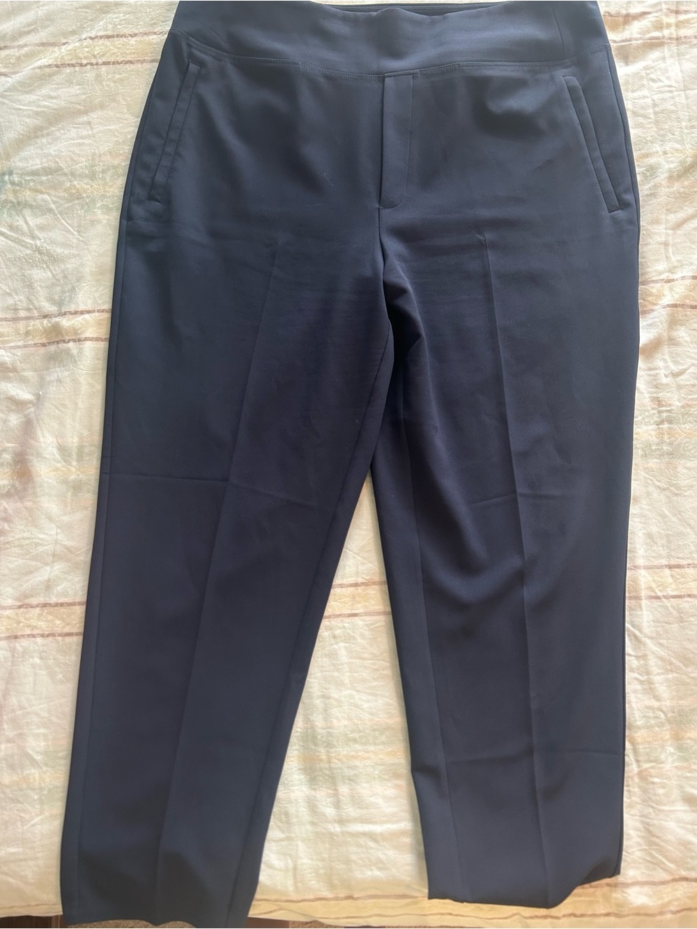 Athleta Women’s Black Cropped Ponte Trousers with Pockets EUC 16